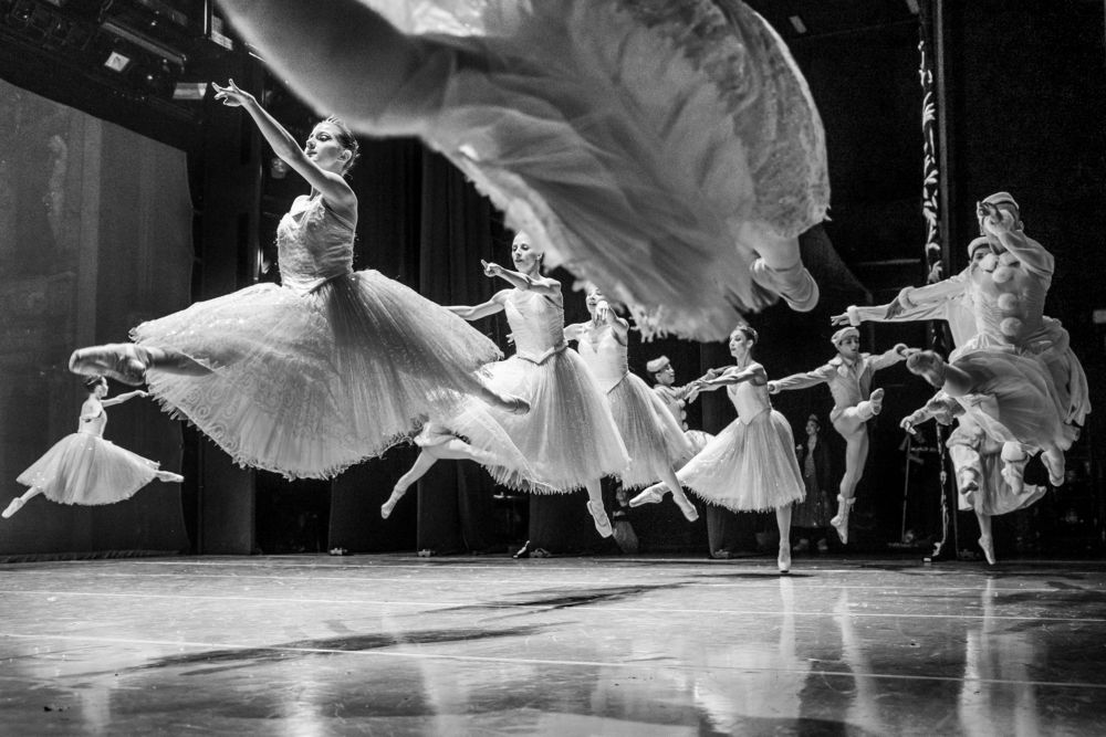 Jump High, Ballerina