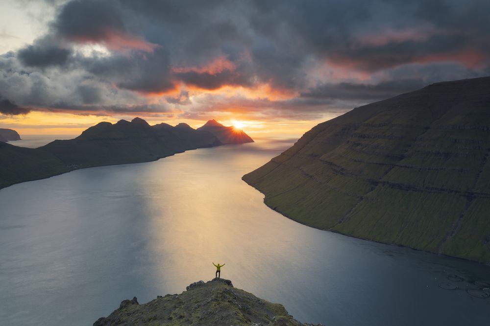 Red sunset from Klakkur