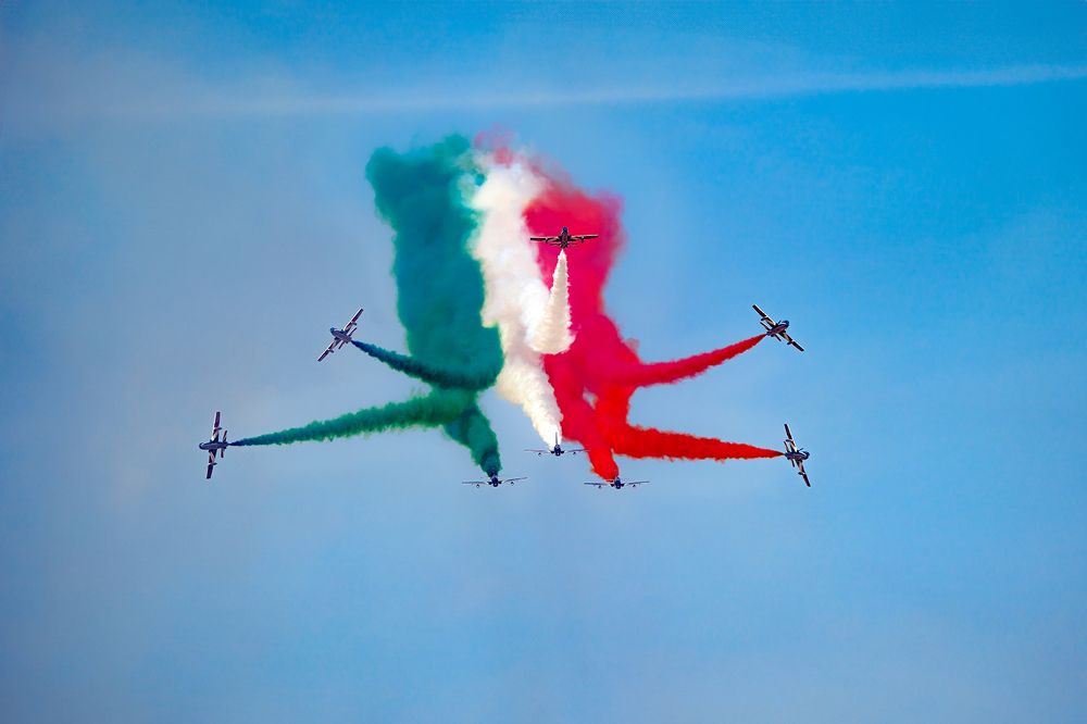 Dubai Airshow Spectacle