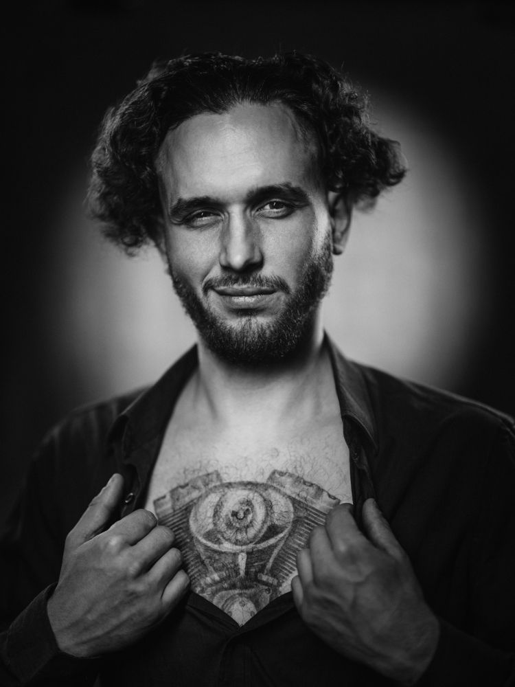 Фотография автора Олег Сотник