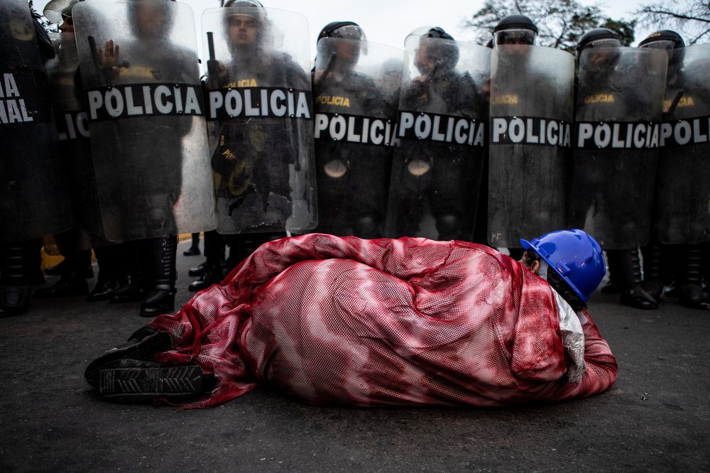 Resisting in Lima