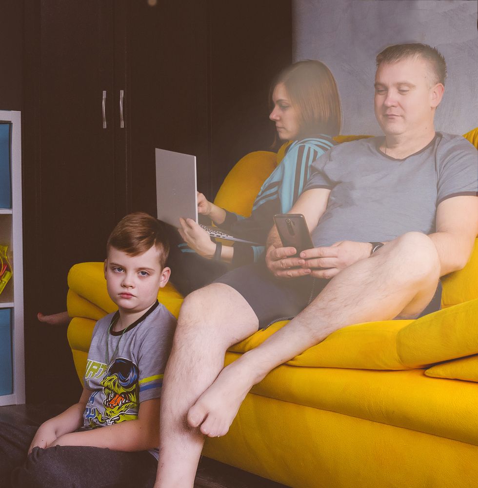 Родители как бы есть и как бы их нет