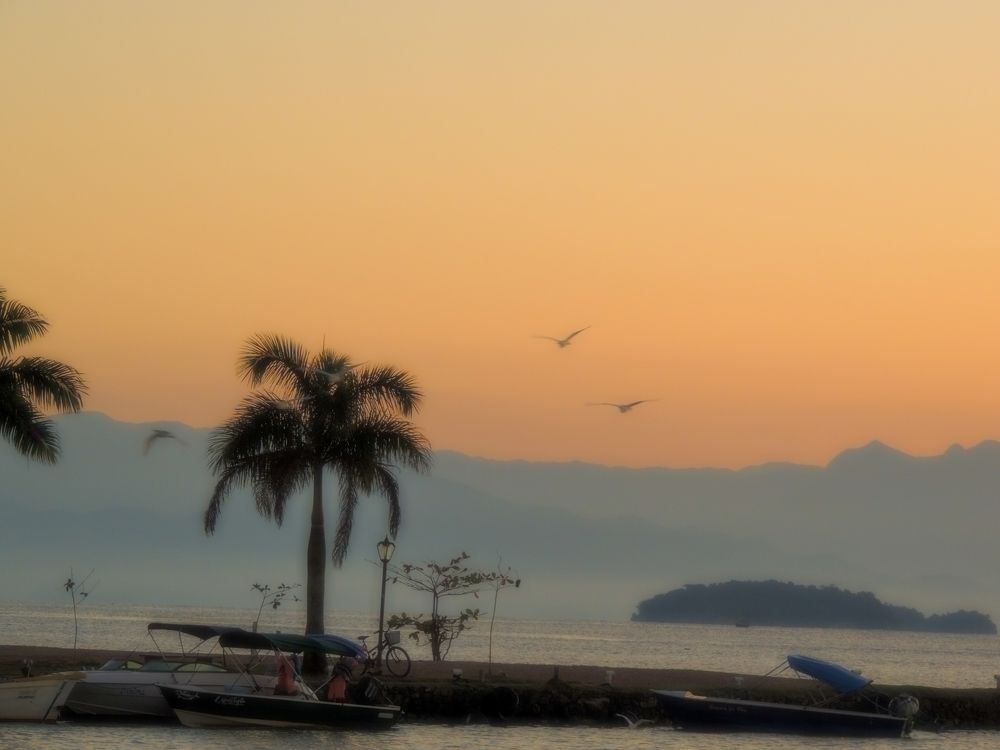 Photograph by Meire Costa