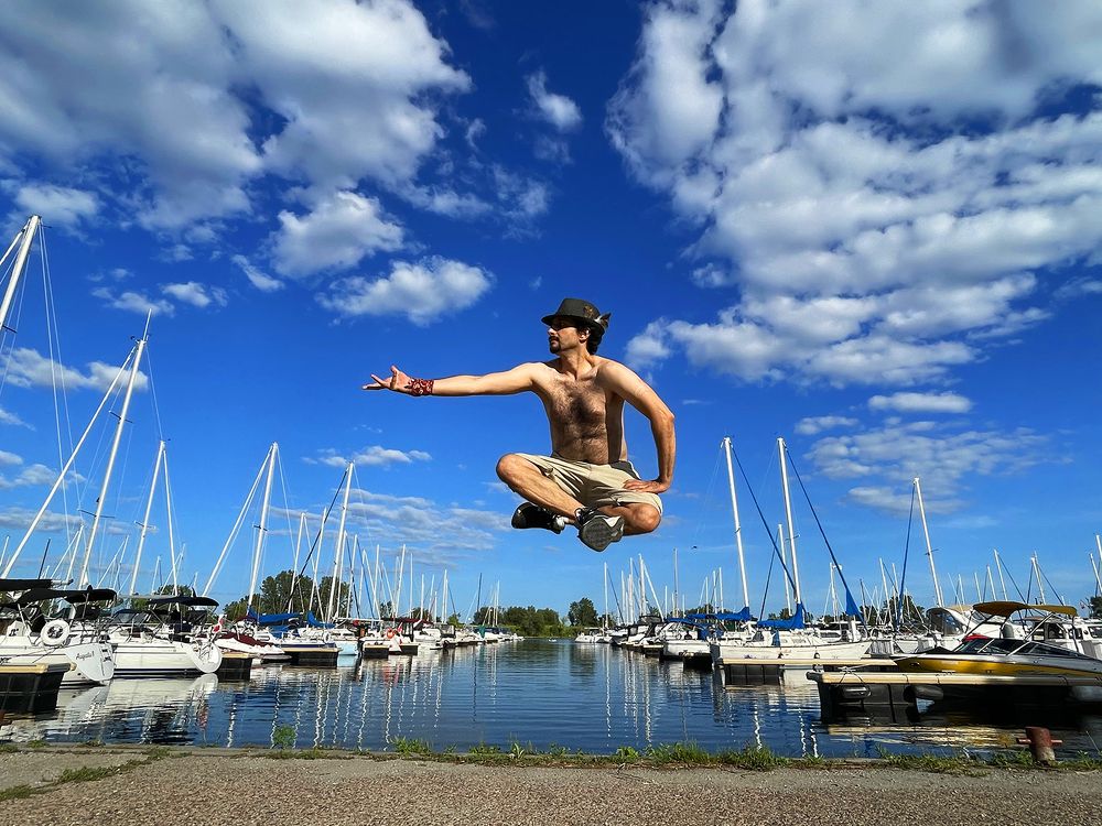 Фотография автора Mir-Kian Roshannia