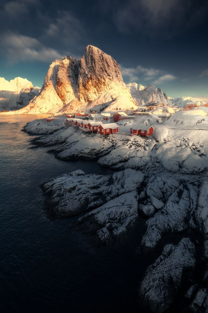 Sunrise in Hamnoy