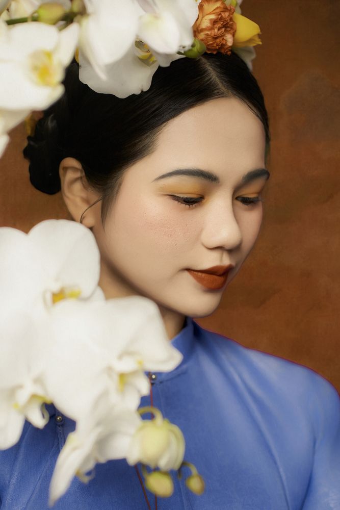 Photograph by Lo Mo Ngo