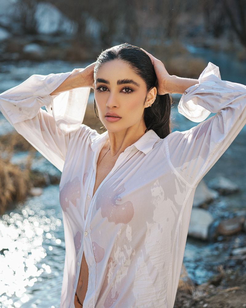 Photograph by Kazemi Amirhosssein