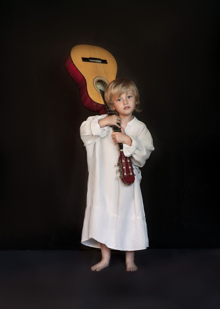 Photograph by LYUDMYLA POKRYSHEN