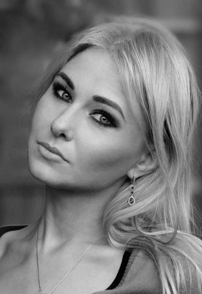 Автопортрет девушки фотографа