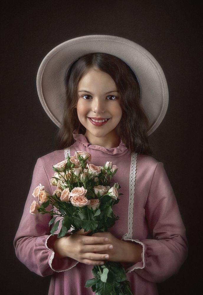 Девочка с розами.