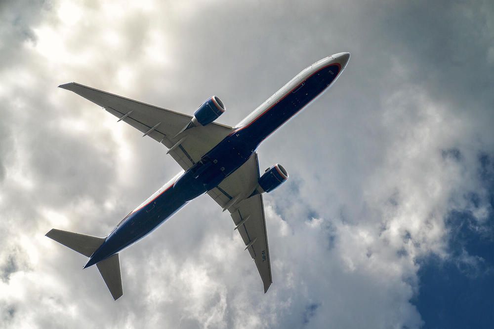 Сквозь облака