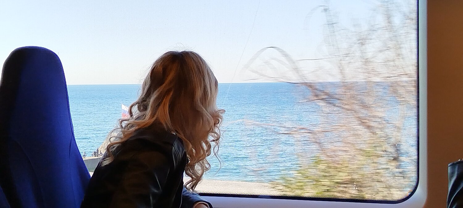 Photo #10433898