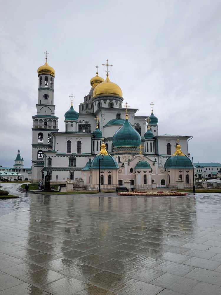 Воскресенский собор