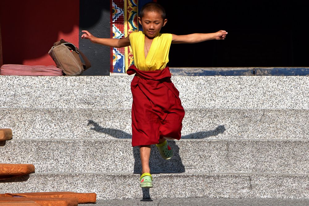 The flying monk!