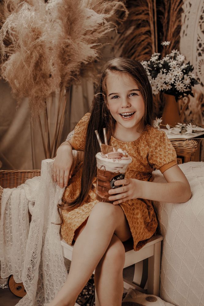 Photograph by Monika Nanasi