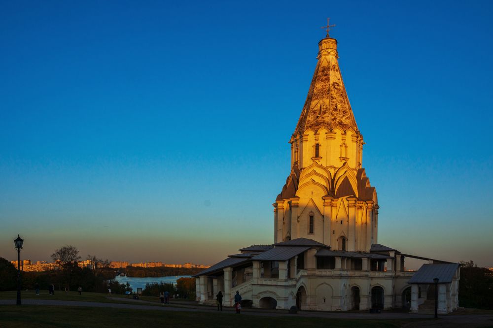 Золотая свеча...