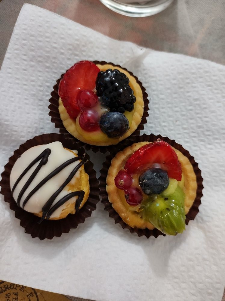 Photograph by Lina Invers