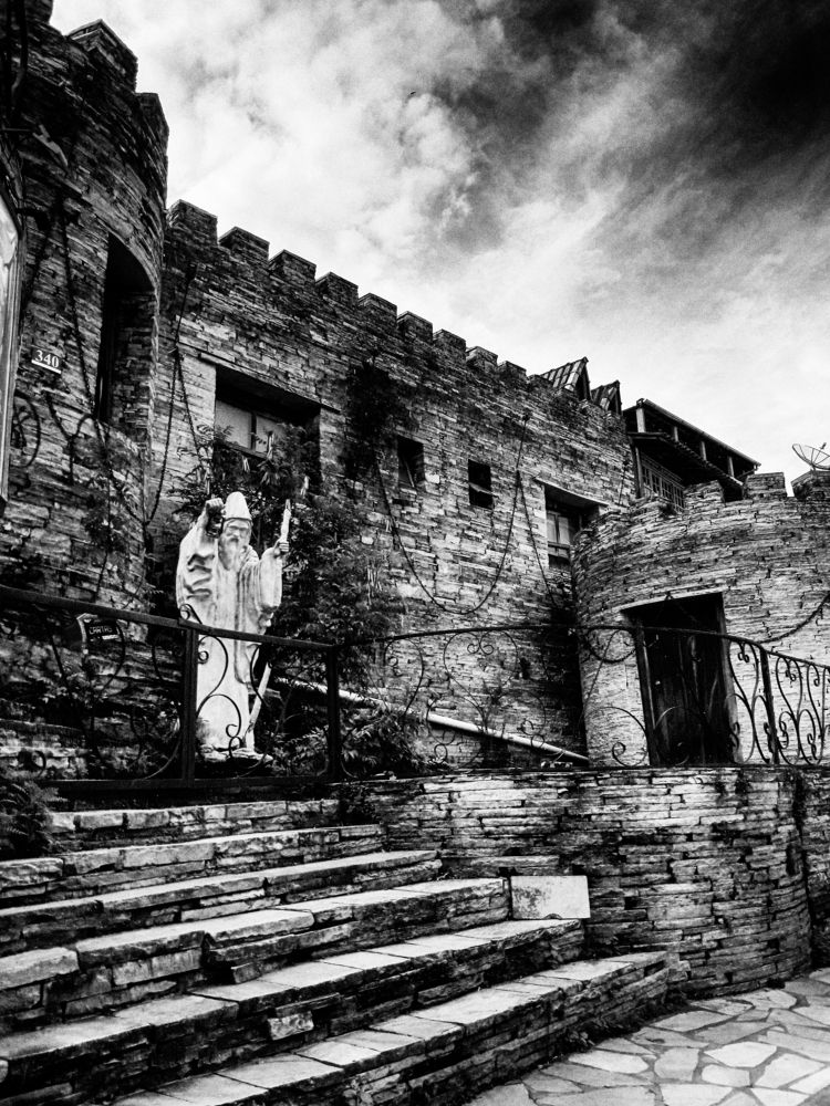 Photograph by Régis Santos