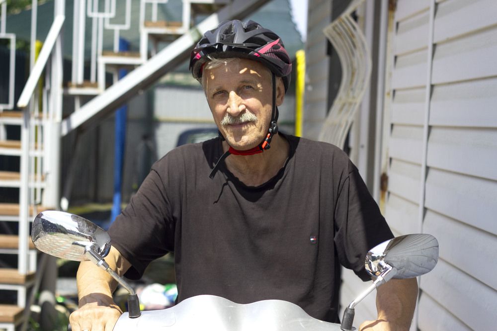 на мотоцикле