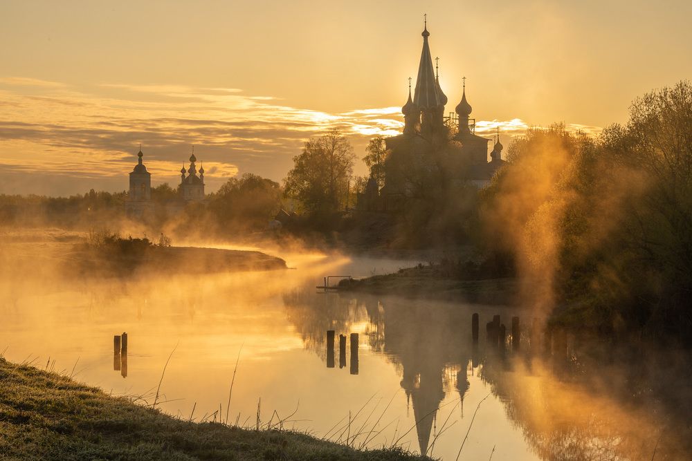 Photograph by Vladimir Bragilevsky