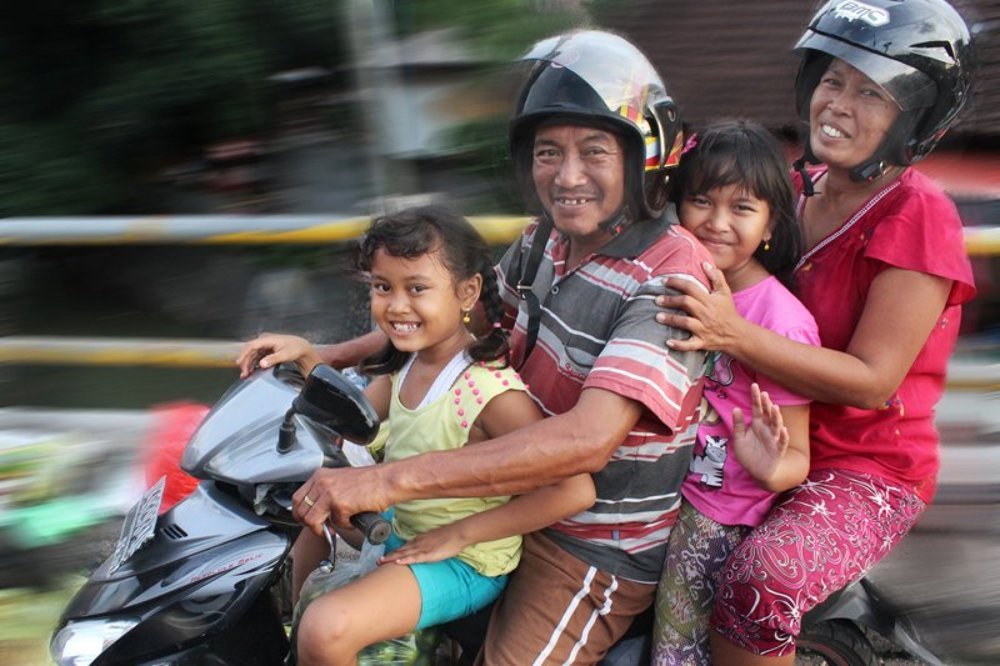 Четыре улыбки