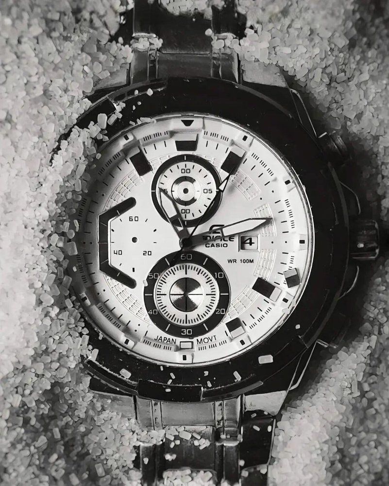 Photograph by Zakaria Kherfane