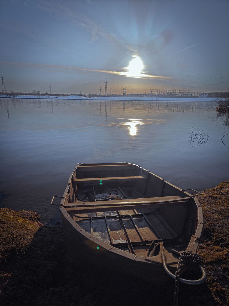 Photograph by Aleksandr Kapustin