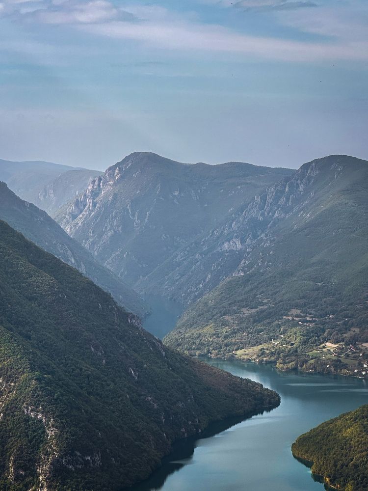 Photograph by Roman Vislobokov