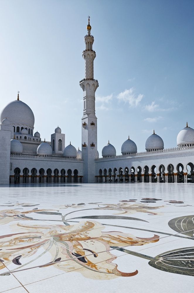 Белая мечеть Абу-Даби. 2024