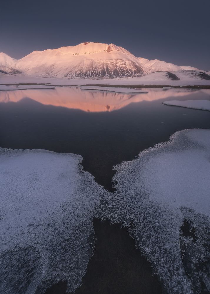 Photograph by Mario Marini