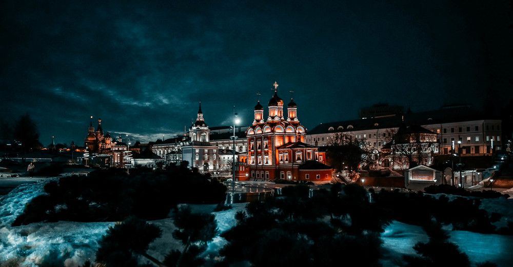 Вечерняя Москва