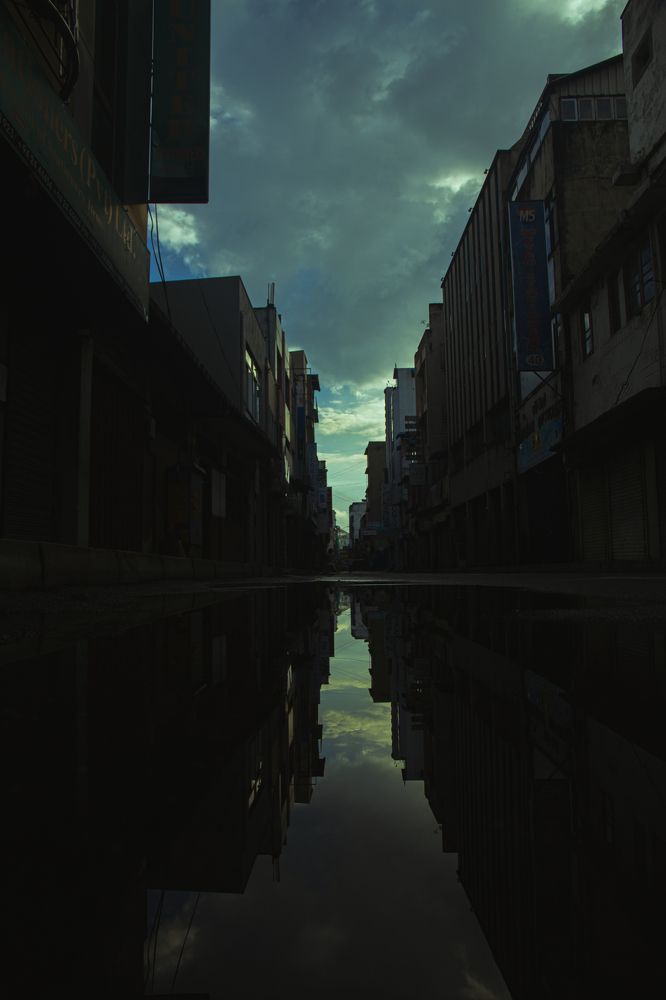 Фотография автора Nadhya Jayawardhane