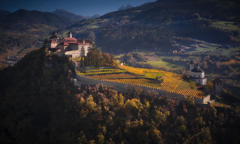 Photograph by Boris Bekelman