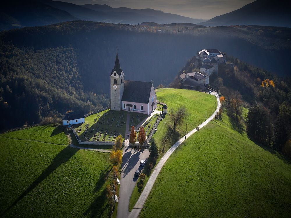 Photograph by Boris Bekelman