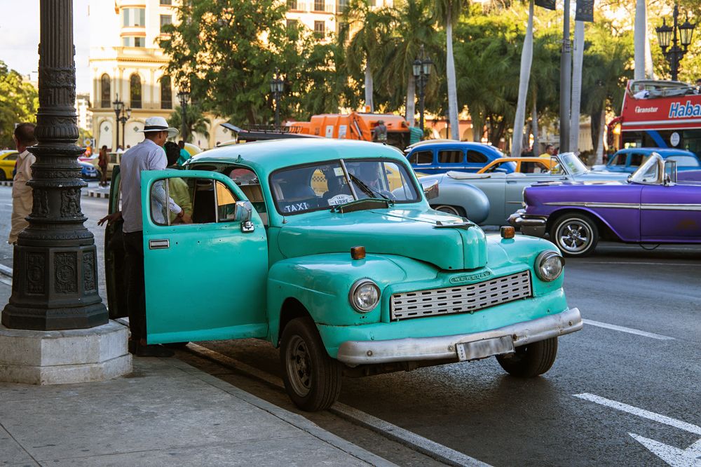 Фотография автора Алексей Карташов