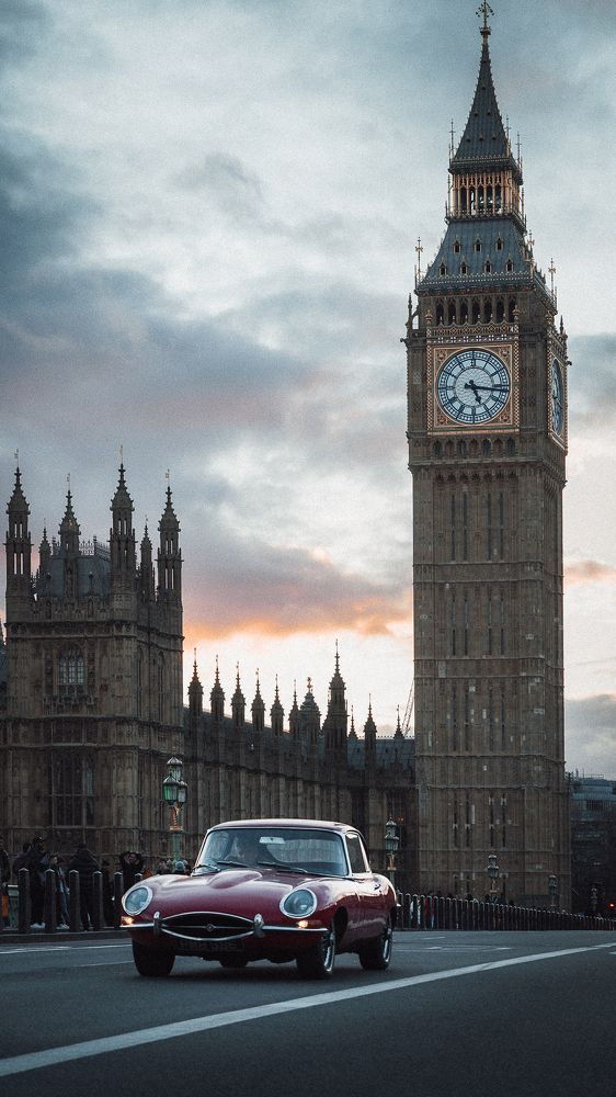 Photograph by William Rodriguez