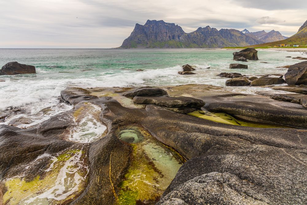 The Dragon's Eye by the shore