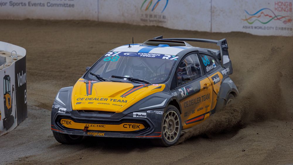 Photograph by Benny Chan