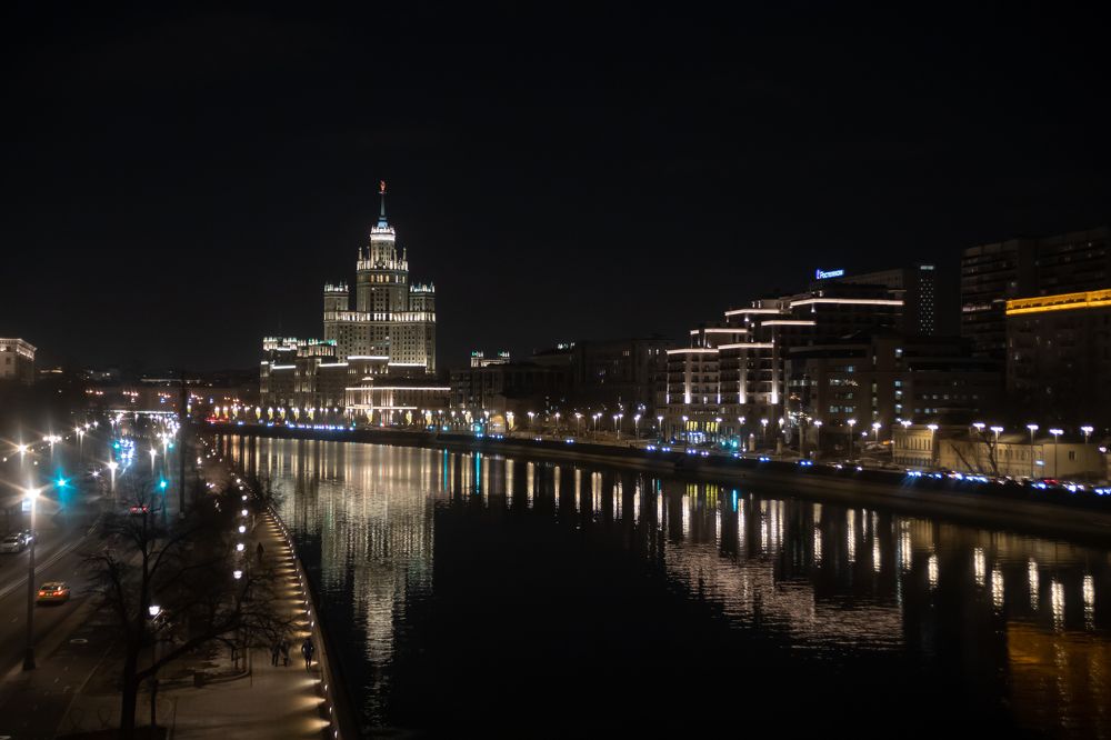 Высотка на Котельнической