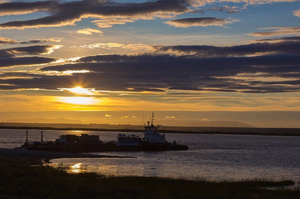 закат на Оби