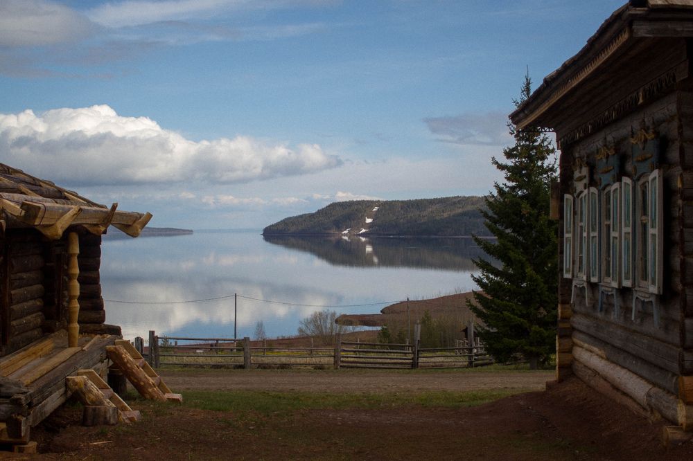 Ангарская деревня