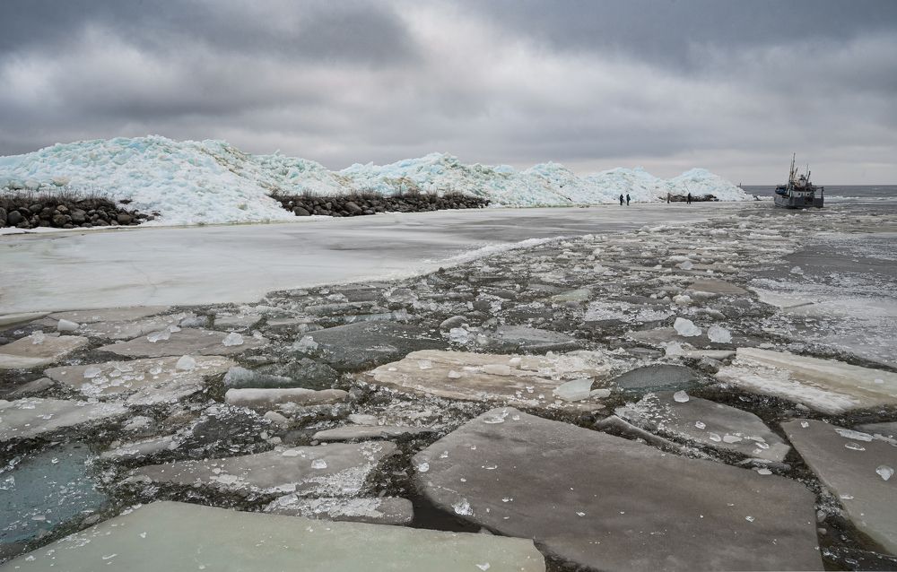 Мартовские льды на Осиновецком