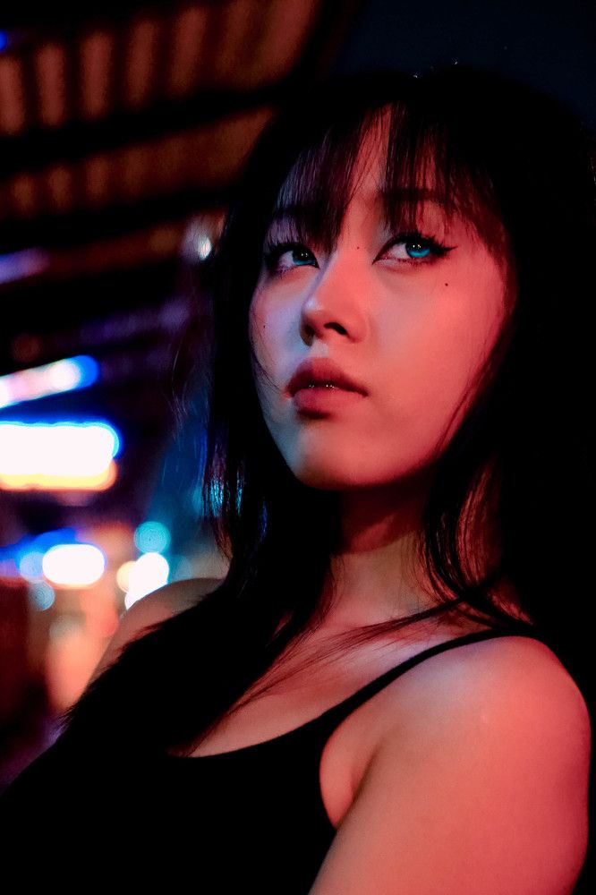 Look at her eyes