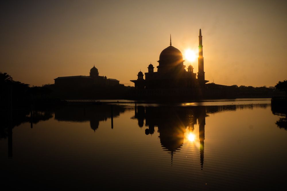 Photograph by Wojiko Oji