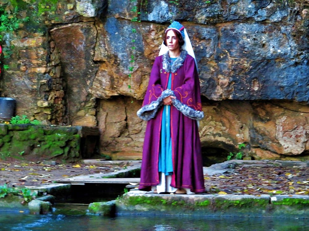 14th Cent. costume III
