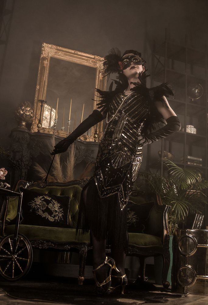 Midnight Masquerade - Valentina