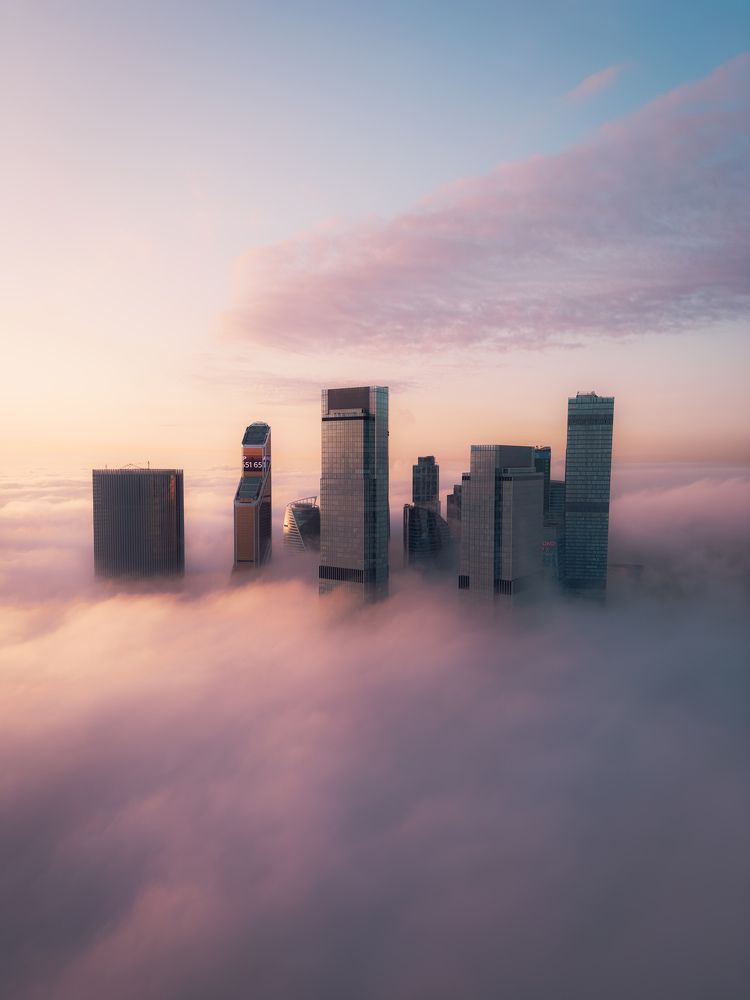 Не с дрона, а с кончика стрелы крана