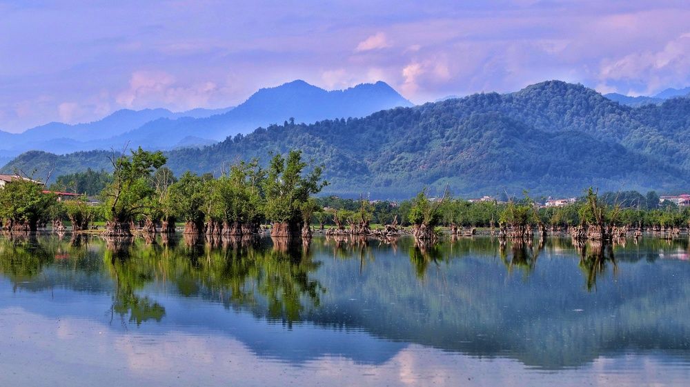 Photograph by Keyvan Hosine pour