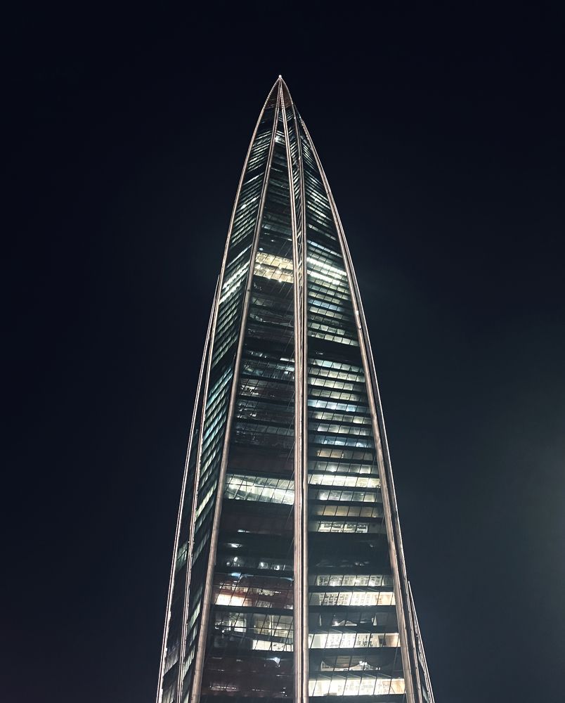 Фотография автора Глеб Колобаев