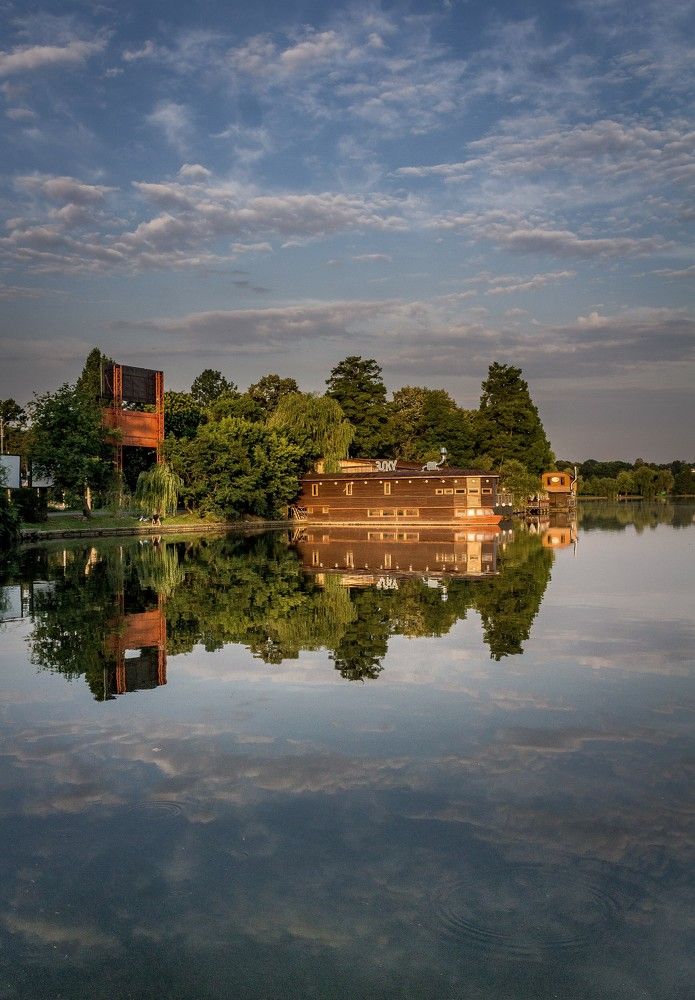 Photograph by Ovidiu Domşa